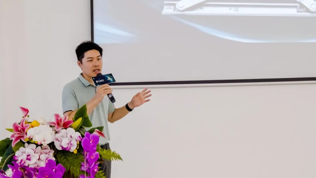 合和集團(tuán)執(zhí)行董事長謝總作分享.jpg